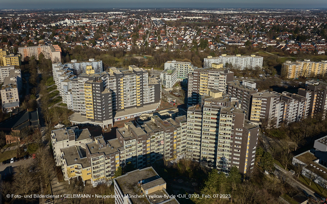 07.02.2023 - Luftbilder vom Marx-Zenrtum und Umgebung in Neuperlach